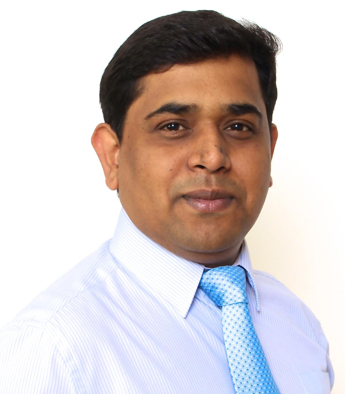 PD Dr.  Naresh Kumar